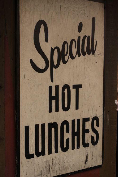NewOrleansShopSigns16